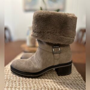 Kelly & Katie Katiyana Fur Lined Boots Shimmer Size 9M